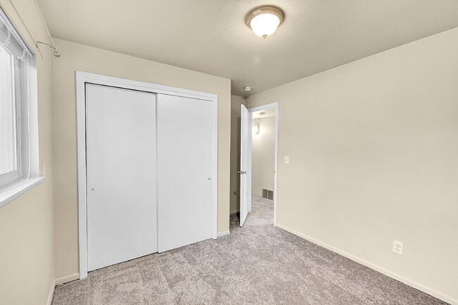 Building Photo - $2,495.00 - 4 Beds 2 Baths, Single Family ...