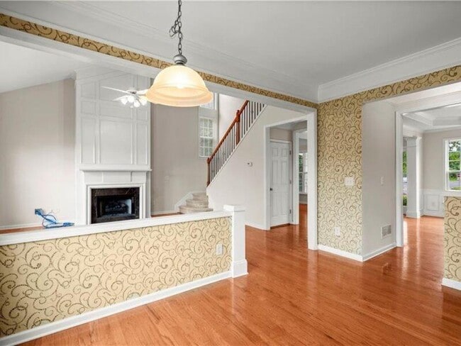 Building Photo - 2080 Vistoria Dr