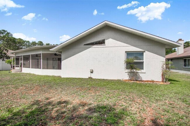 Building Photo - 231 Wellington Dr