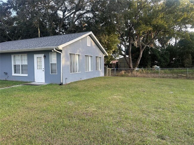 Building Photo - 1002 Shawnda Ln