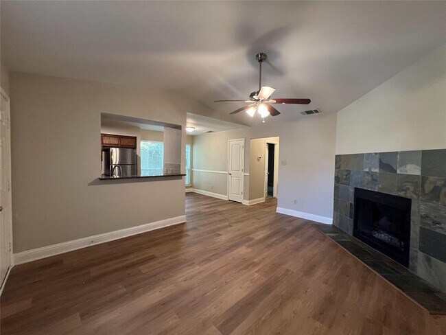 Building Photo - 10616 Mellow Meadow Dr