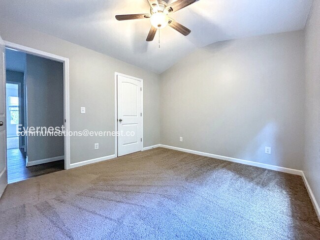 Building Photo - 345 Westridge Cir