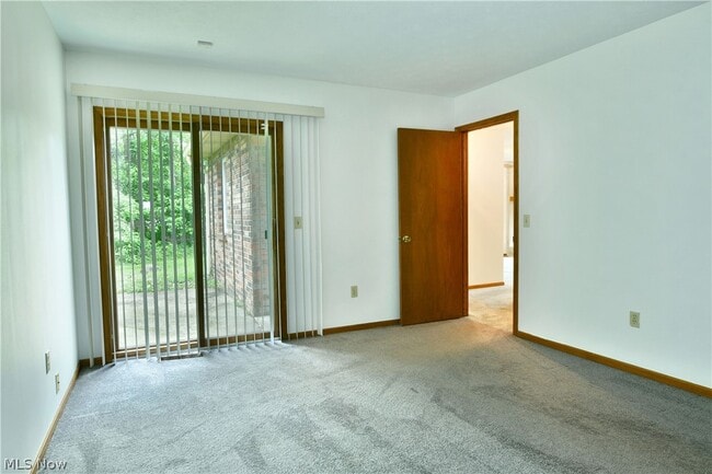 Building Photo - 2237 Cadwallader Sonk Rd