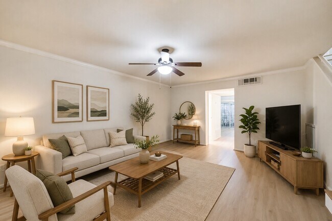 Building Photo - 5917 Fairdale Ln
