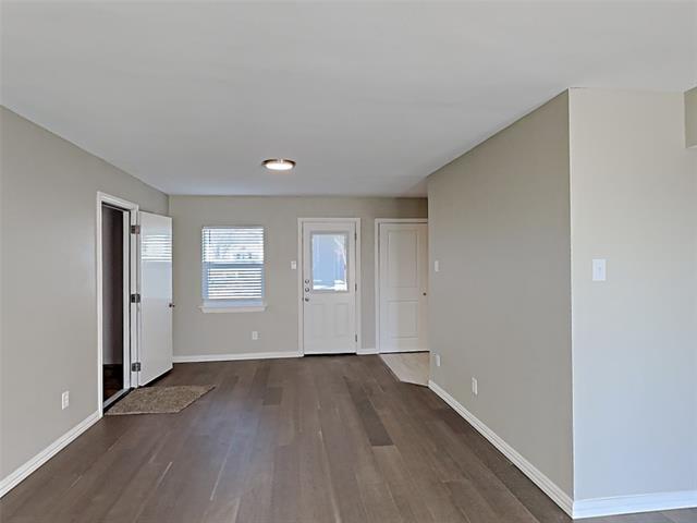 Building Photo - 2877 Joanna Dr