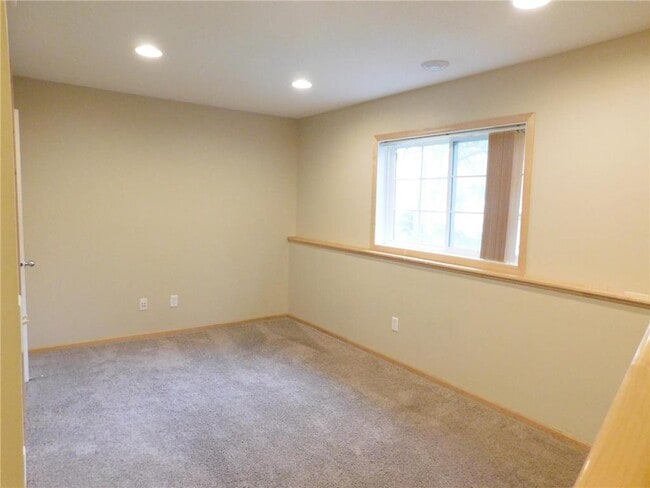 Building Photo - 4723 Woodland Ave