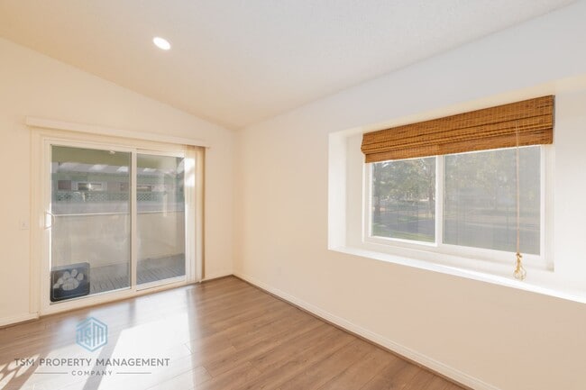 Building Photo - 8407 Spring Desert Pl
