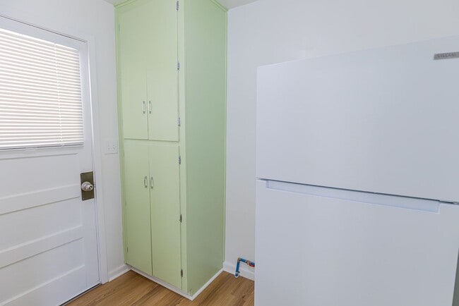 Building Photo - 175 S 100 W