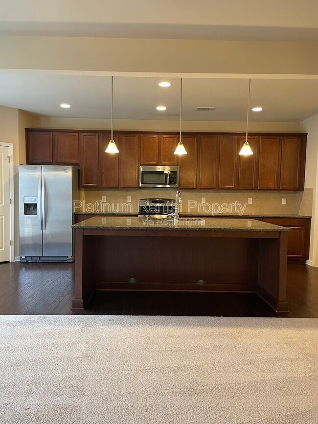 Building Photo - 5755 Rialto Way