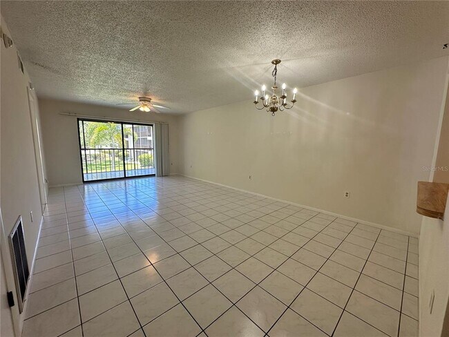 Building Photo - 7205 Curtiss Ave