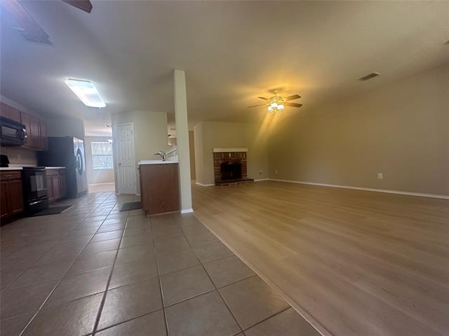 Building Photo - 2811 Prairie Ct