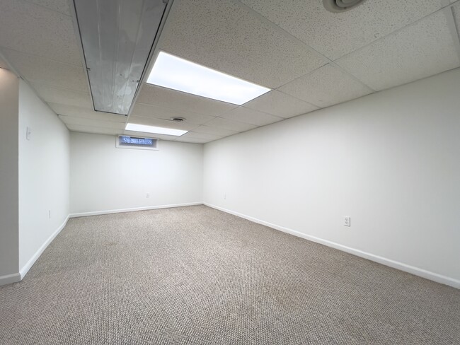 Building Photo - 29249 Harding St