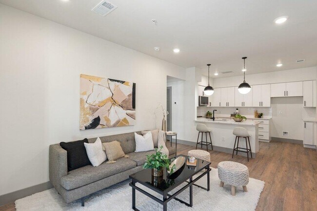 Building Photo - 2450 Wickersham Ln