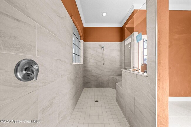 Building Photo - 949 SE Gardenbrook Ct