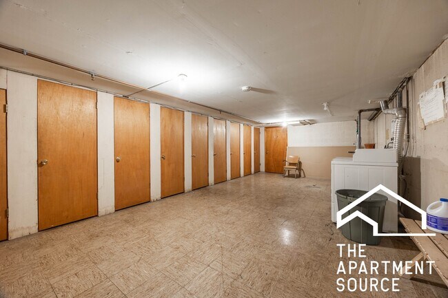 Building Photo - 328 Marengo Ave