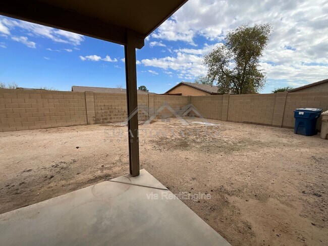 Building Photo - 25654 W Satellite Ln