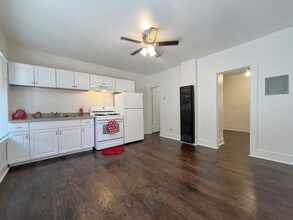 Building Photo - LB1238