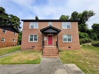 Building Photo - 812 Pilot Ave