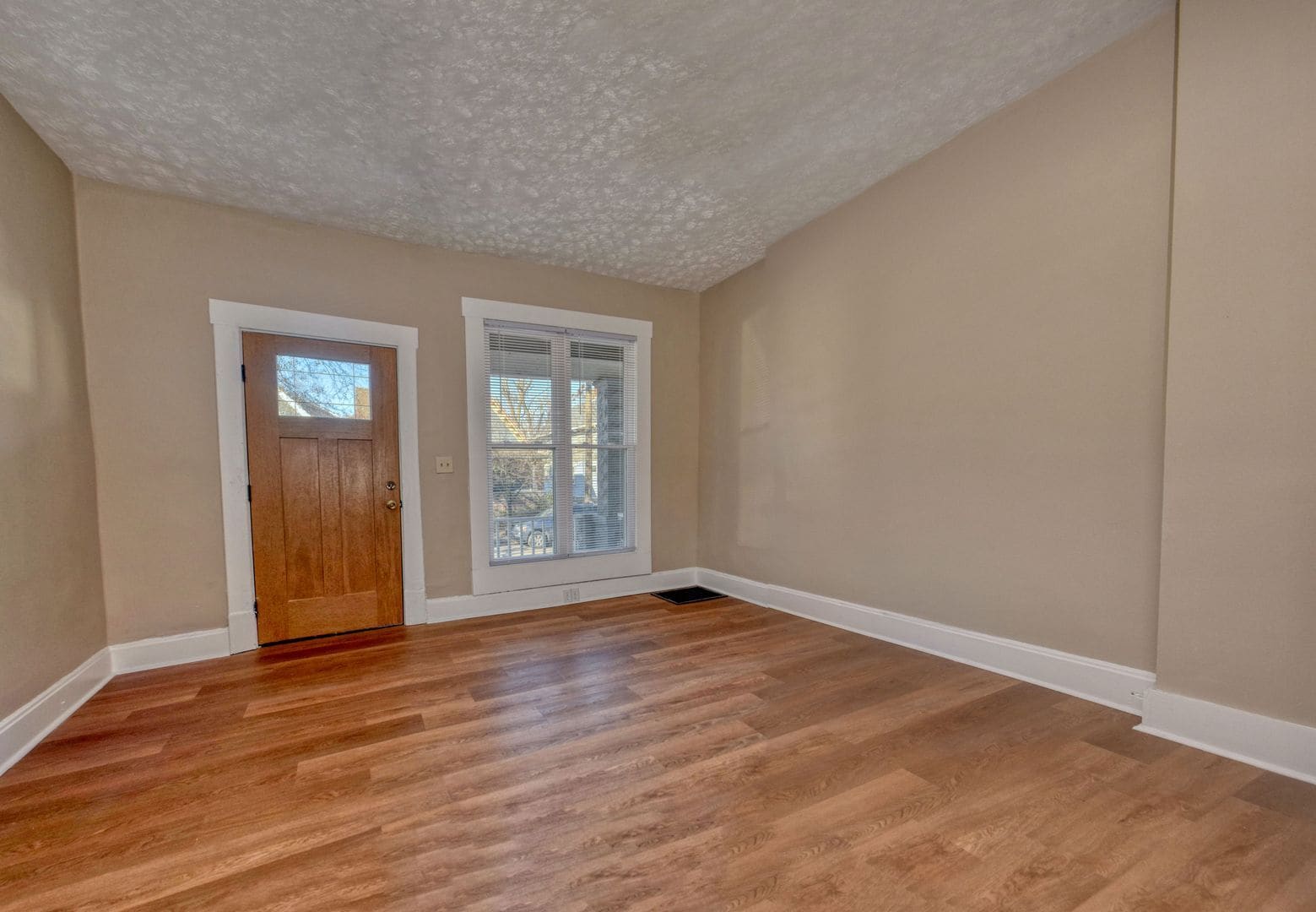 Building Photo - Bates-Hendricks/Newly Remodeled 3 Bedroom Half Double