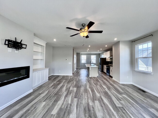 Building Photo - New Contruction Rental in the Reserve of Grassfield