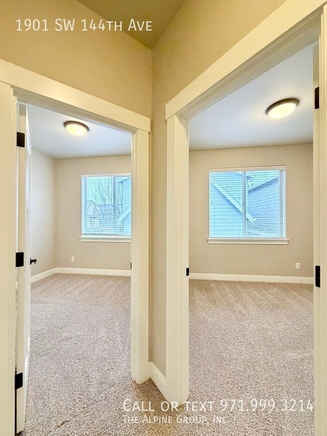 Building Photo - 1901 SW 144th Ave