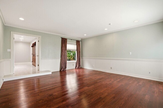Building Photo - FALL IN LOVE with a Woodland Hills View