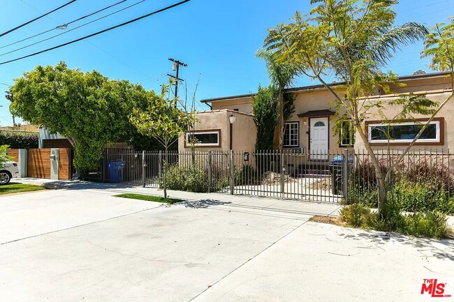 Building Photo - 5825 Venice Blvd.