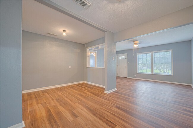 Building Photo - 6527 Kernel St