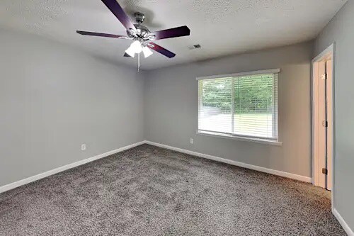 Building Photo - 3359 Hollyridge Trl SW