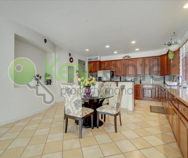 Building Photo - 208 Otter Glen Ct