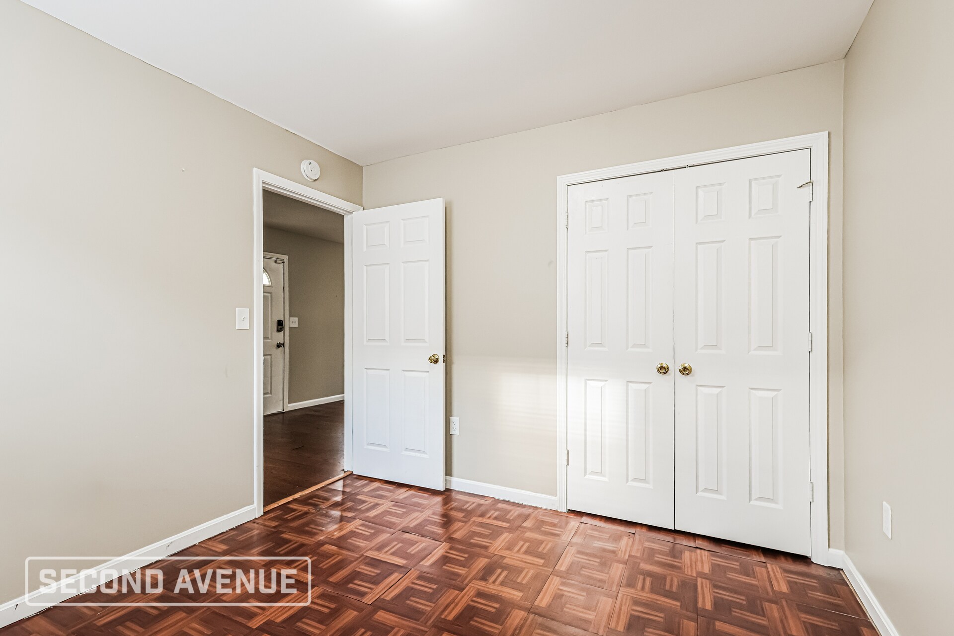 Building Photo - 1831 W Ormsby Ave