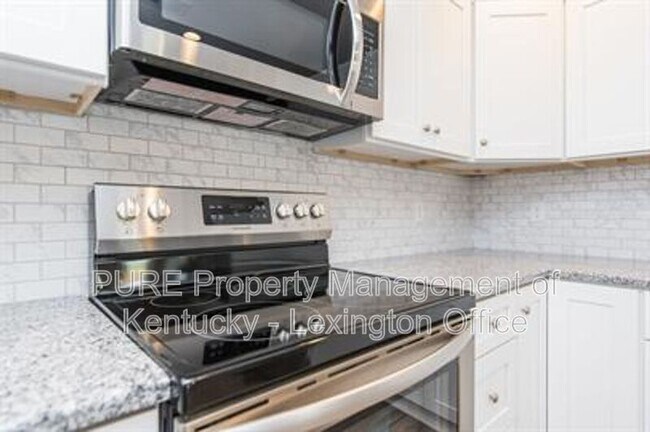 Building Photo - 727 Leeward Ct