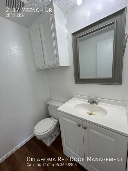 Building Photo - 2117 Meench Dr