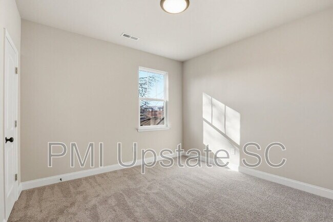 Building Photo - 109 Virginia Ave