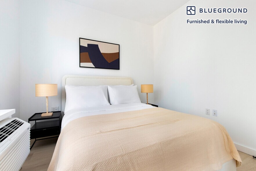 Building Photo - 150 Lawrence St