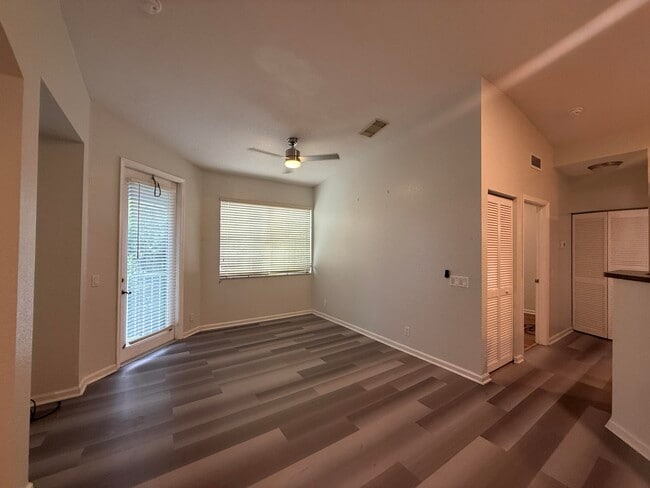 Building Photo - 3138 Laurel Ridge Cir