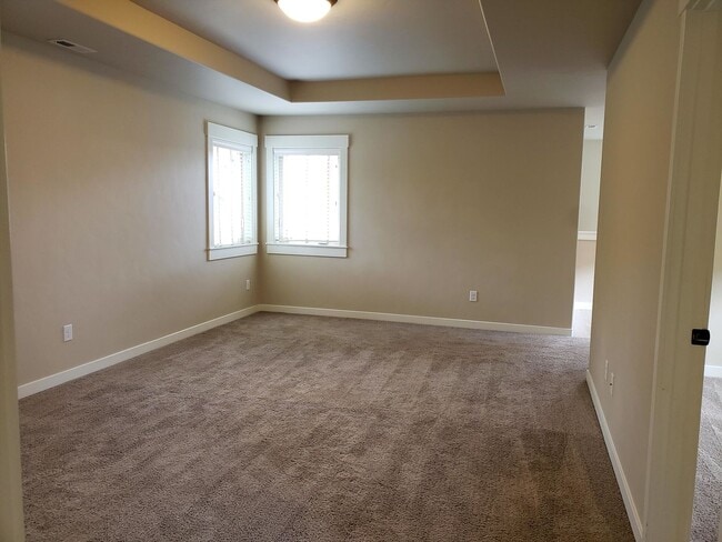 Building Photo - 20863 Gateway Dr