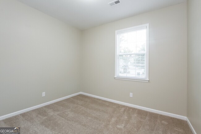 Building Photo - 2912 Brookford Ln SW