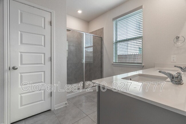 Building Photo - 12926 Mayowa St