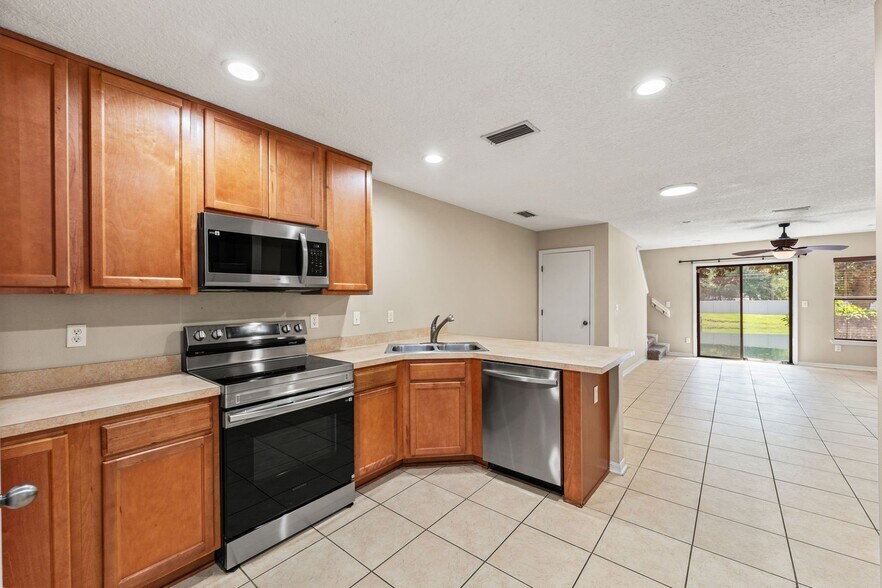Building Photo - 4613 Gerber Ct
