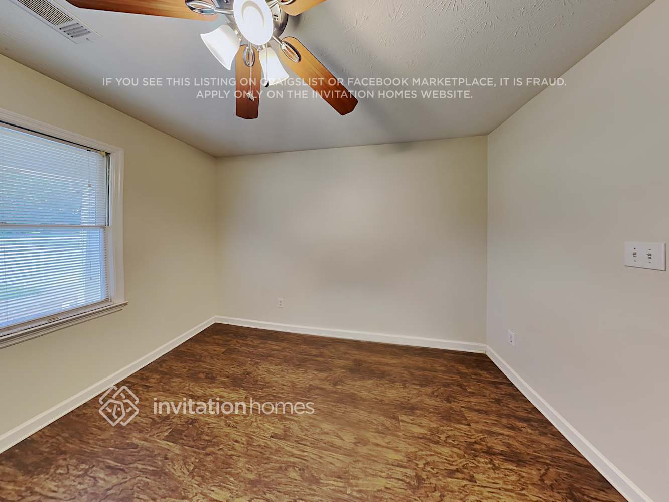 Building Photo - 230 Graystone Dr