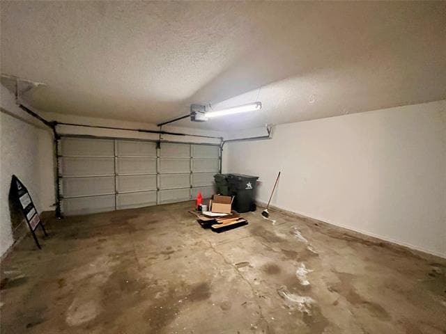 Building Photo - 5106 Red River Dr