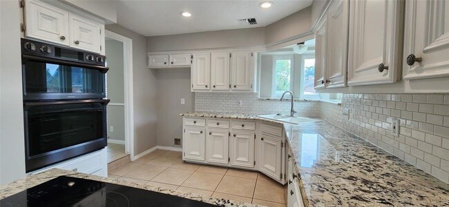 Building Photo - 15326 Alta Mesa Dr