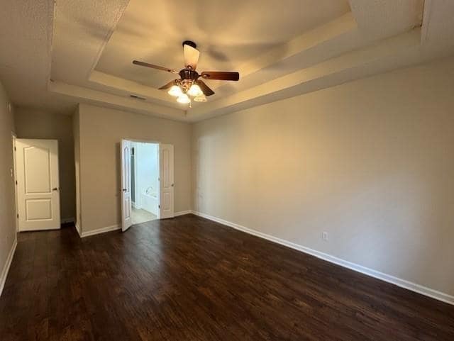 Building Photo - 135 CLEAR SPRING Cir