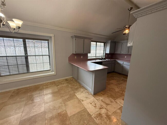 Building Photo - 8521 NW 121st St