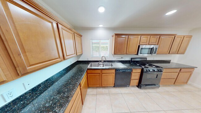 Building Photo - 4933 63rd St