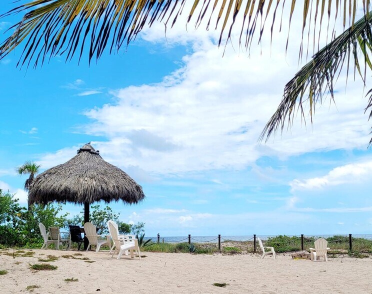 Building Photo - 710 N Ocean Blvd