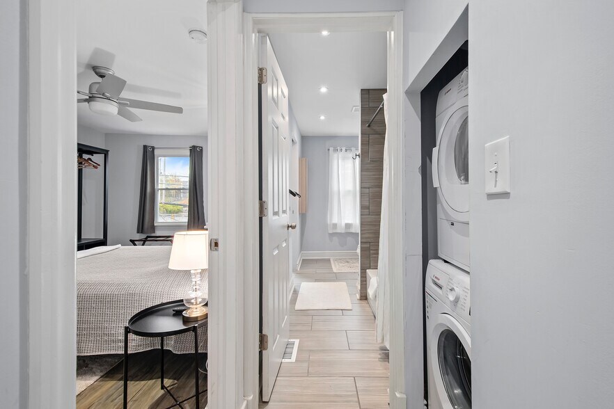 Building Photo - 3451 Denny St