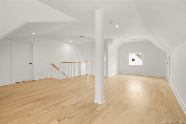 Building Photo - 2 Argento Ln