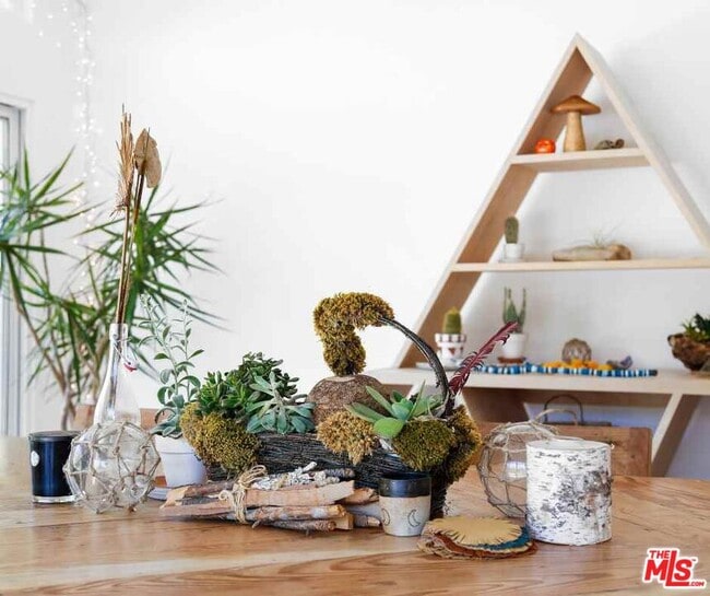 Building Photo - 30606 La Sonora Dr